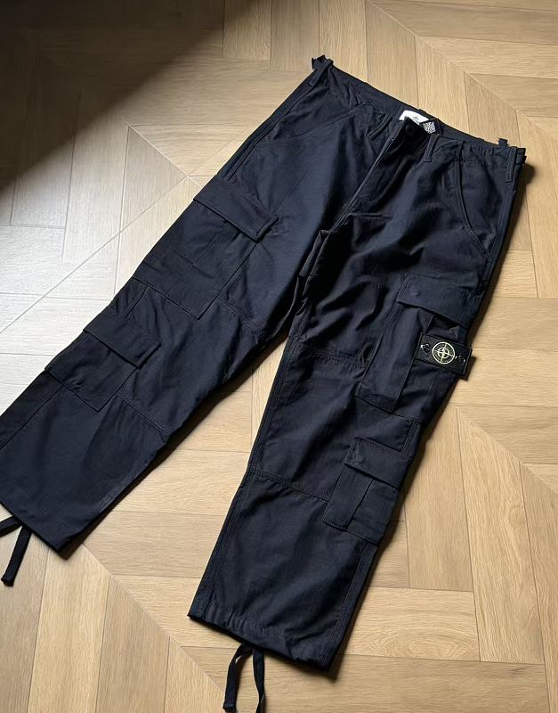 STONE ISLAND (2)