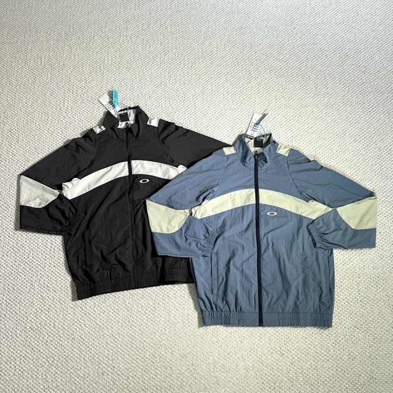 OAKLEY JACKETS