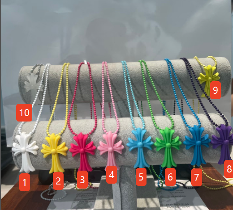 CHROME HEARTS (63)