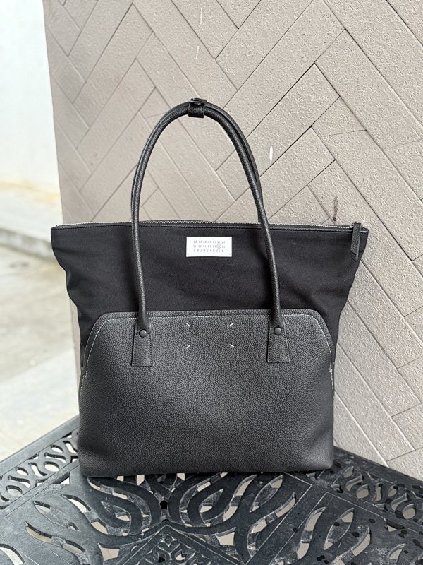 MAISON MARGIELA (152)