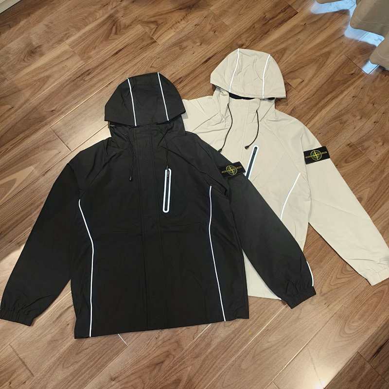 STONE ISLAND (42)
