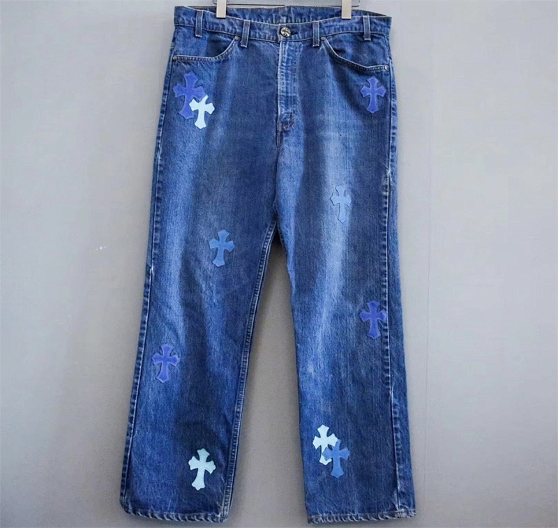 CHROME HEARTS (851)
