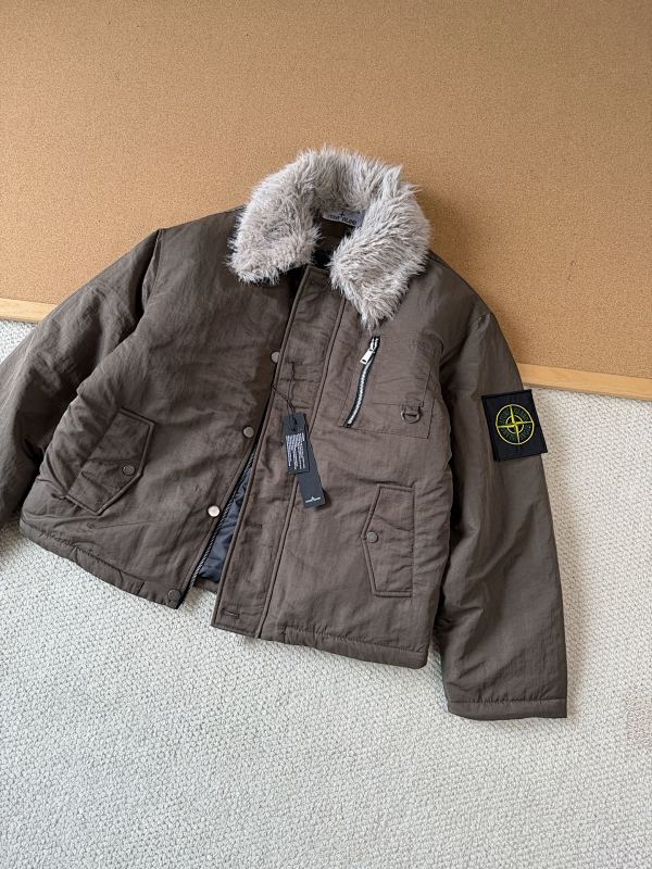 STONE ISLAND (137)
