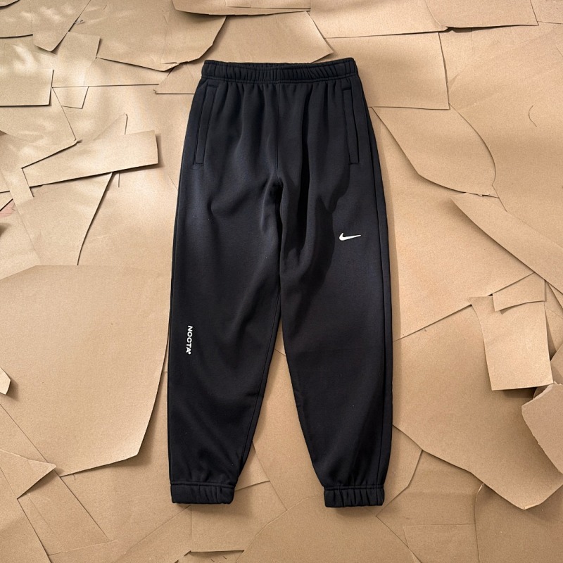 NIKE SNEAKERS (67)
