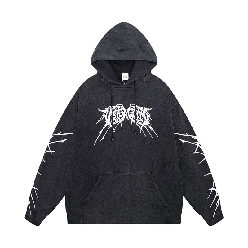 VETEMENTS (77)