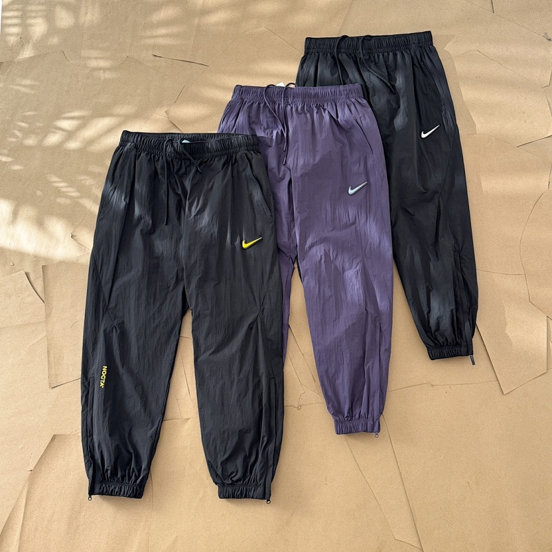 NIKE SNEAKERS (97)