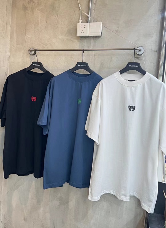 BALENCIAGA (577)