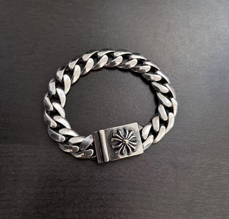 CHROME HEARTS (282)