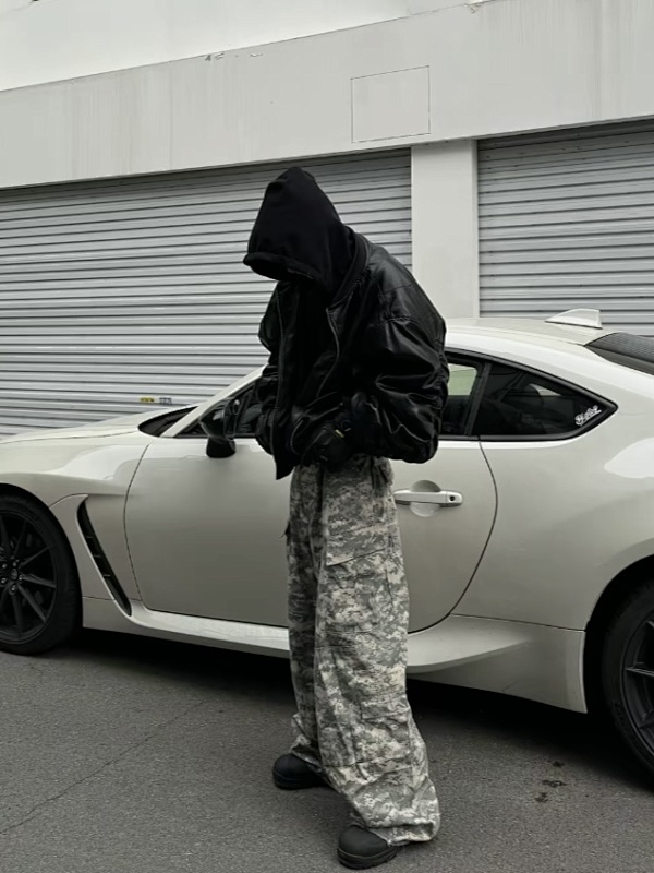 VETEMENTS (281)