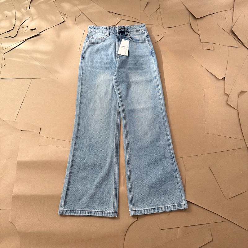 AMI JEANS