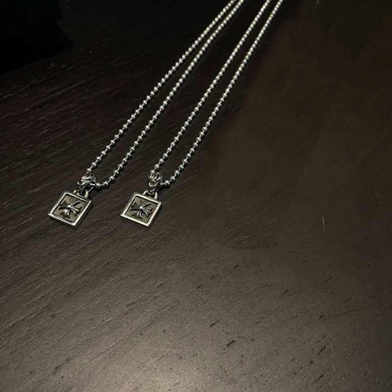 CHROME HEARTS (300)