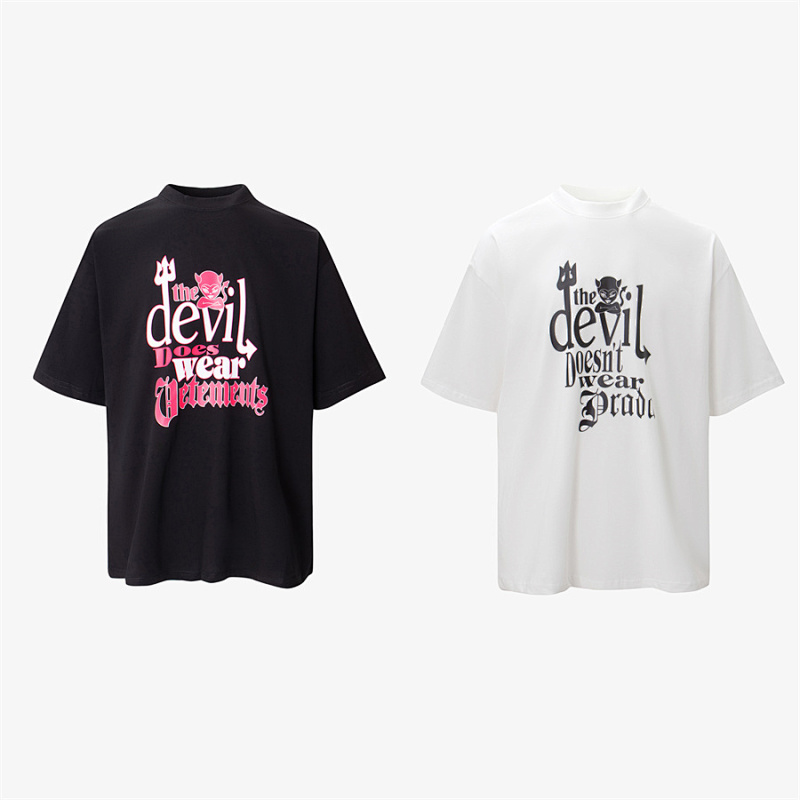 VETEMENTS (304)