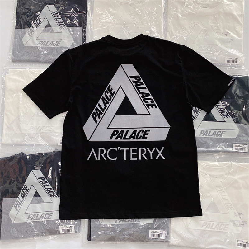 PALACE TSHIRTS