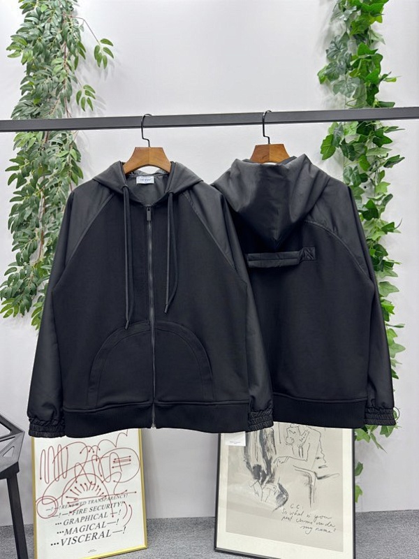 OFF WHITE (62)