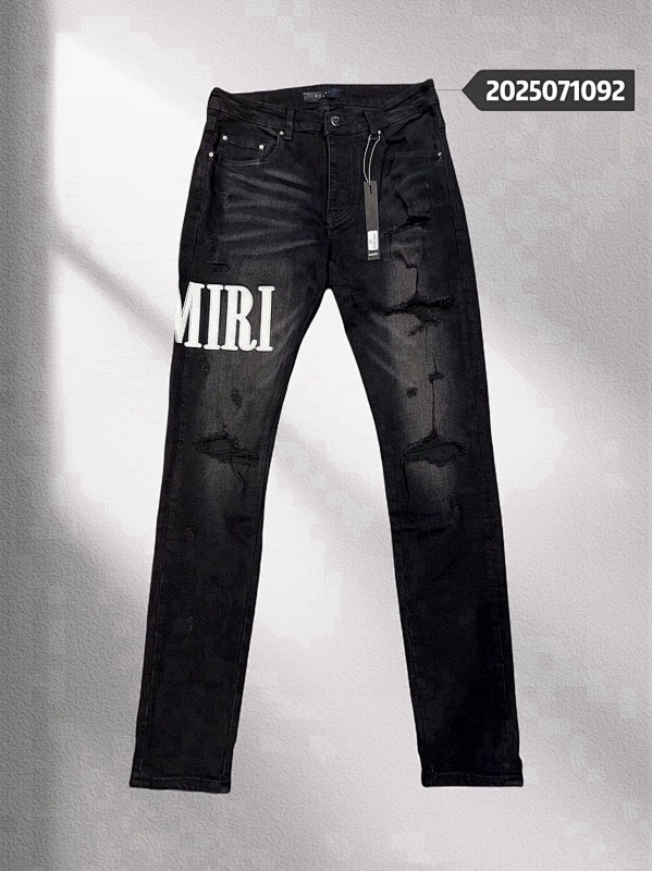 AMIRI (180)