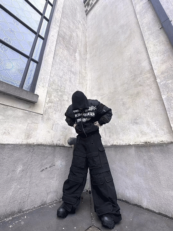 VETEMENTS (95)