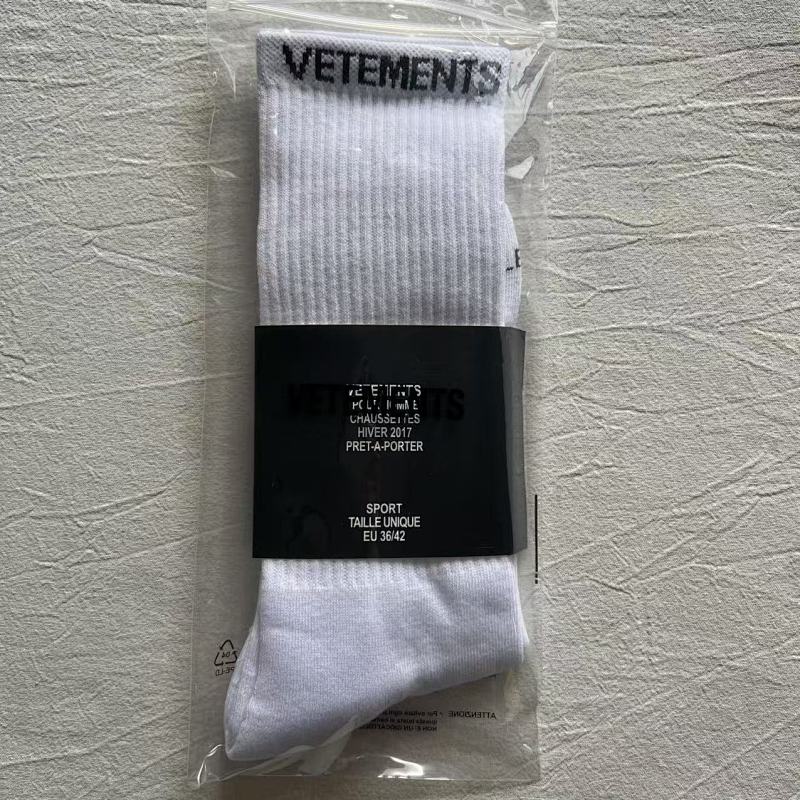 VETEMENTS SOCKS