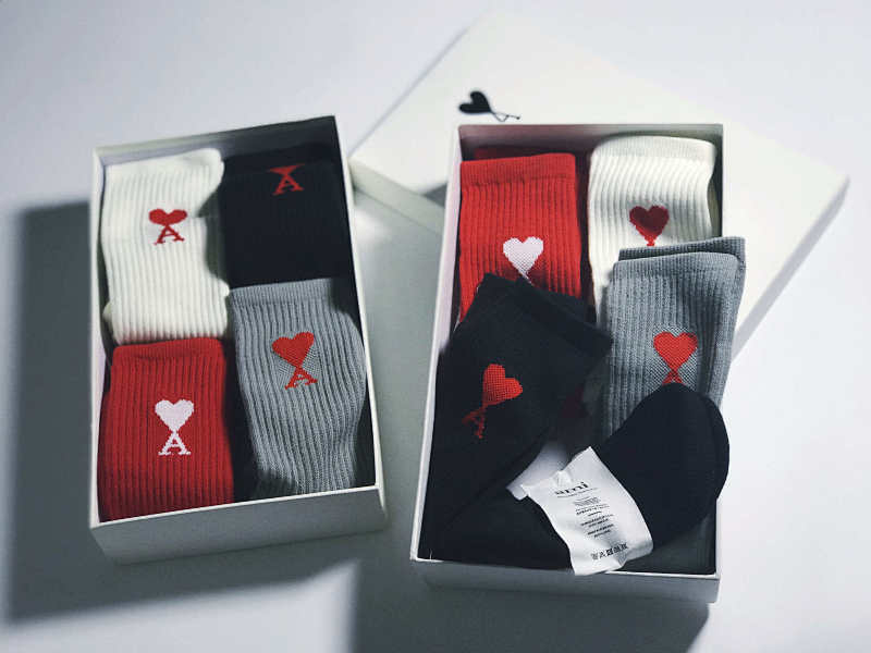 AMI SOCKS (7)