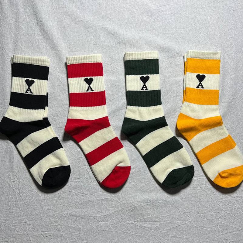 AMI SOCKS (8)