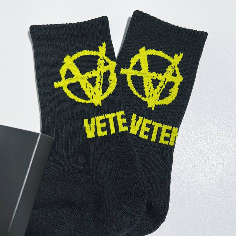 VETEMENTS SOCKS (20)
