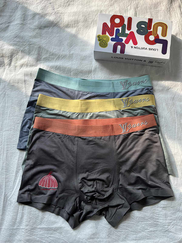 OTHER UNDERWEAR (58)