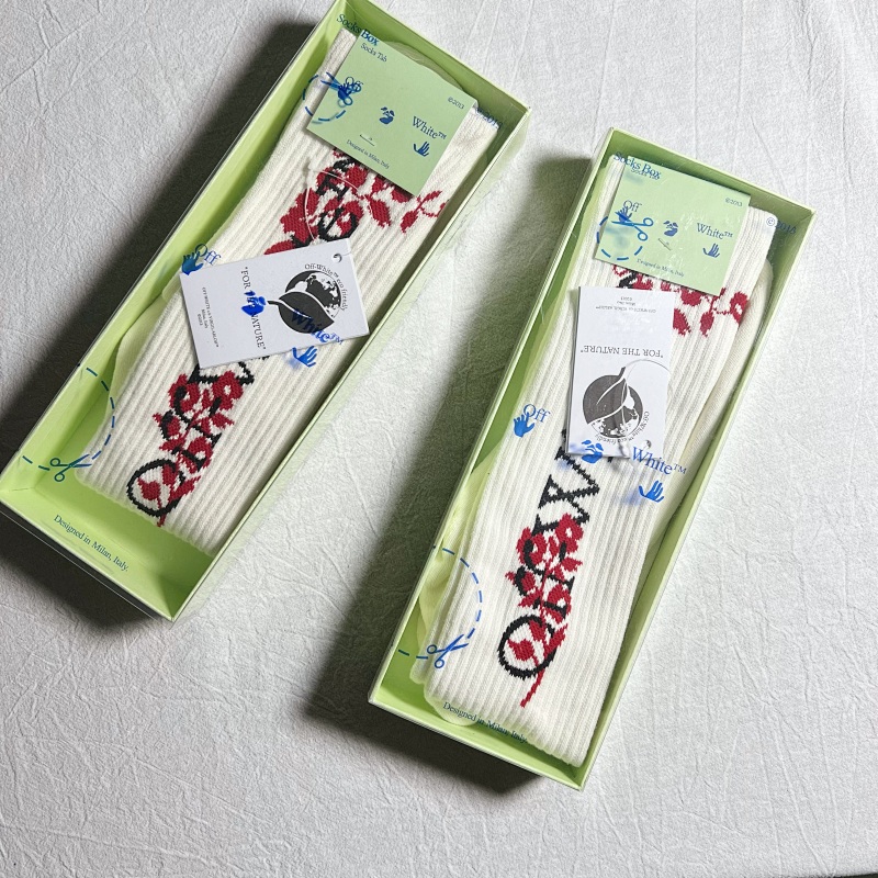 OFF WHITE SOCKS (13)