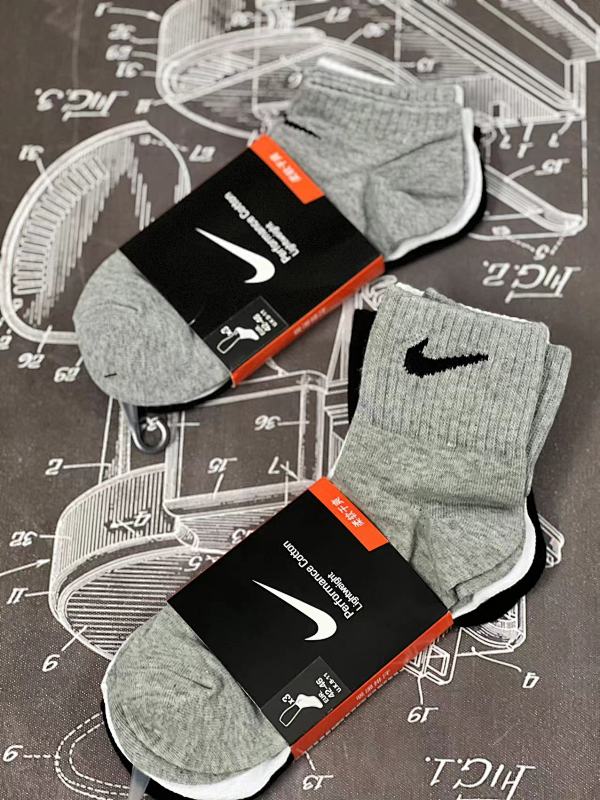 OTHER SOCKS (118)