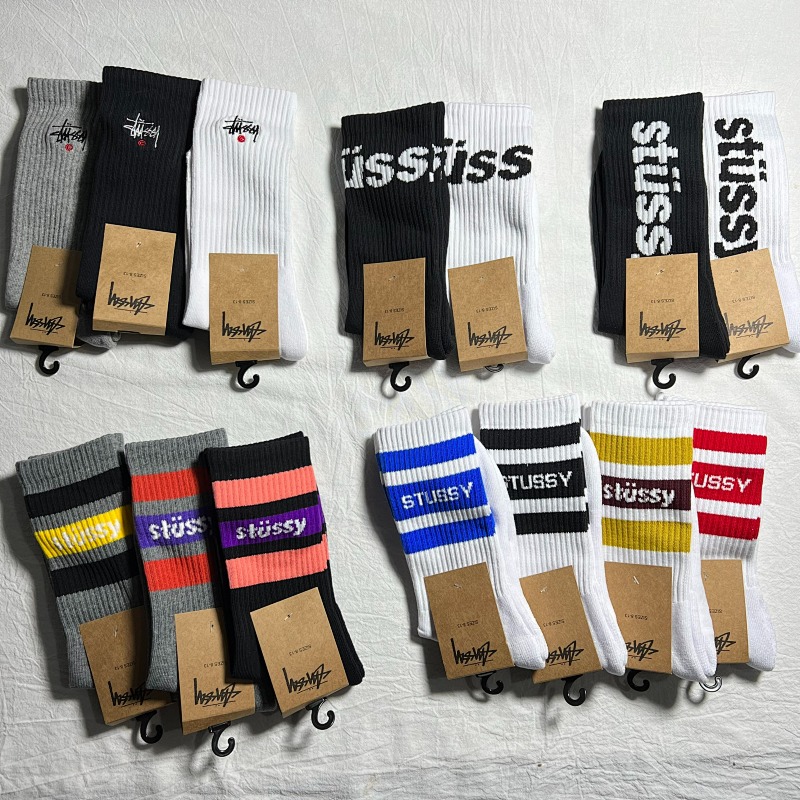 STUSSY SOCKS (18)