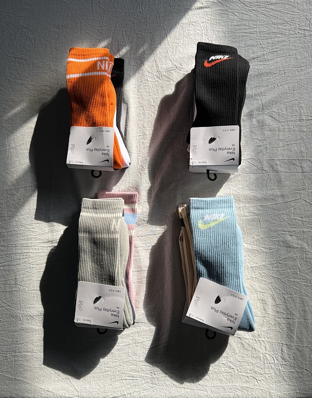 OTHER SOCKS (62)
