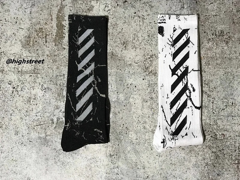 OFF WHITE SOCKS (12)
