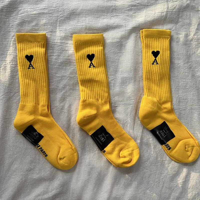 AMI SOCKS (3)
