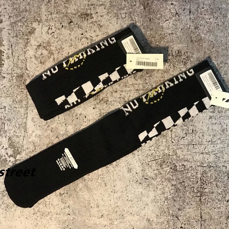 OFF WHITE SOCKS (40)