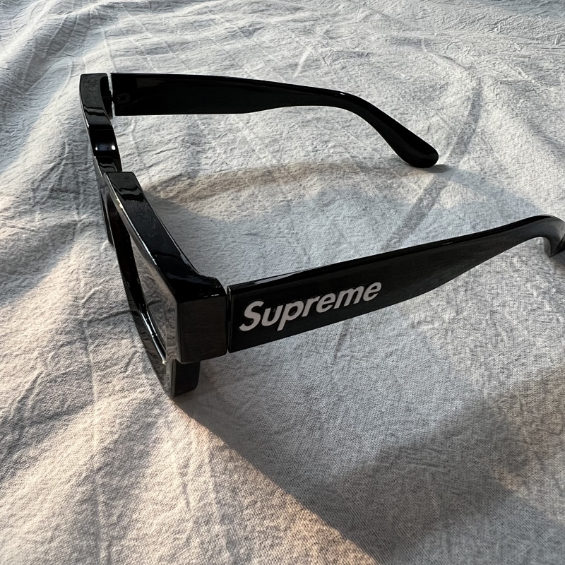 SUPREME SOCKS (35)
