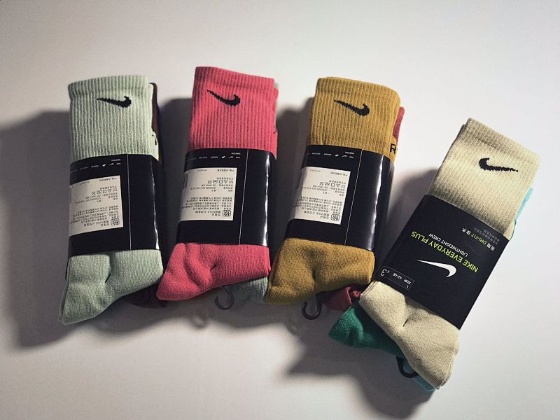 OTHER SOCKS (92)