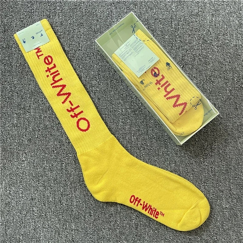 OFF WHITE SOCKS (25)