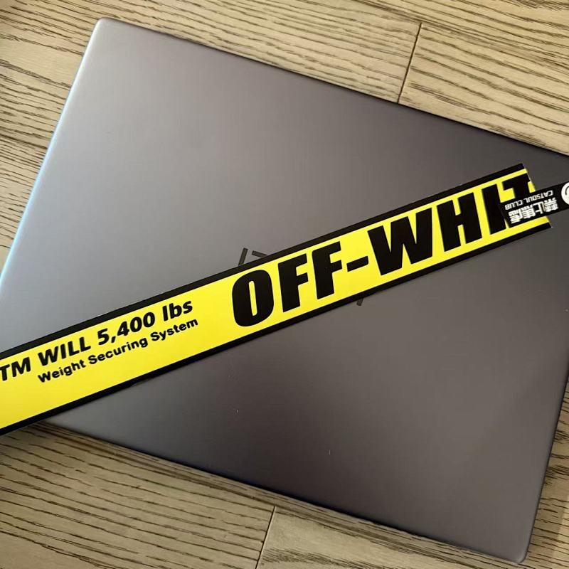 OFF WHITE SOCKS (2)