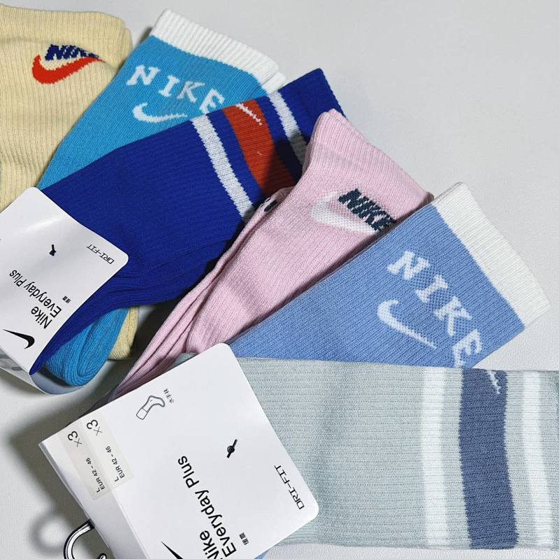 OTHER SOCKS (88)