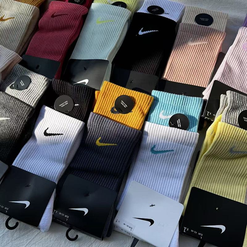 OTHER SOCKS (116)