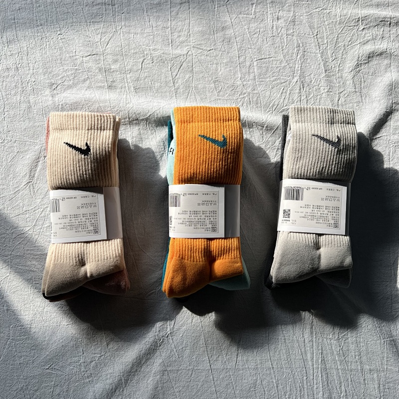 OTHER SOCKS (74)