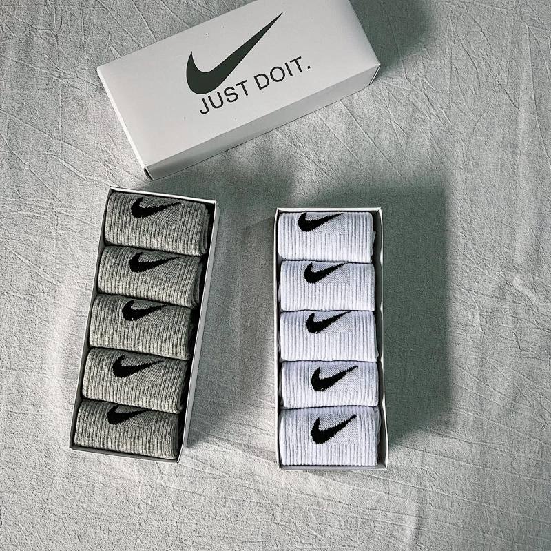 OTHER SOCKS (60)