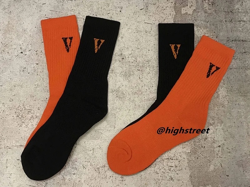 VLONE SOCKS (3)
