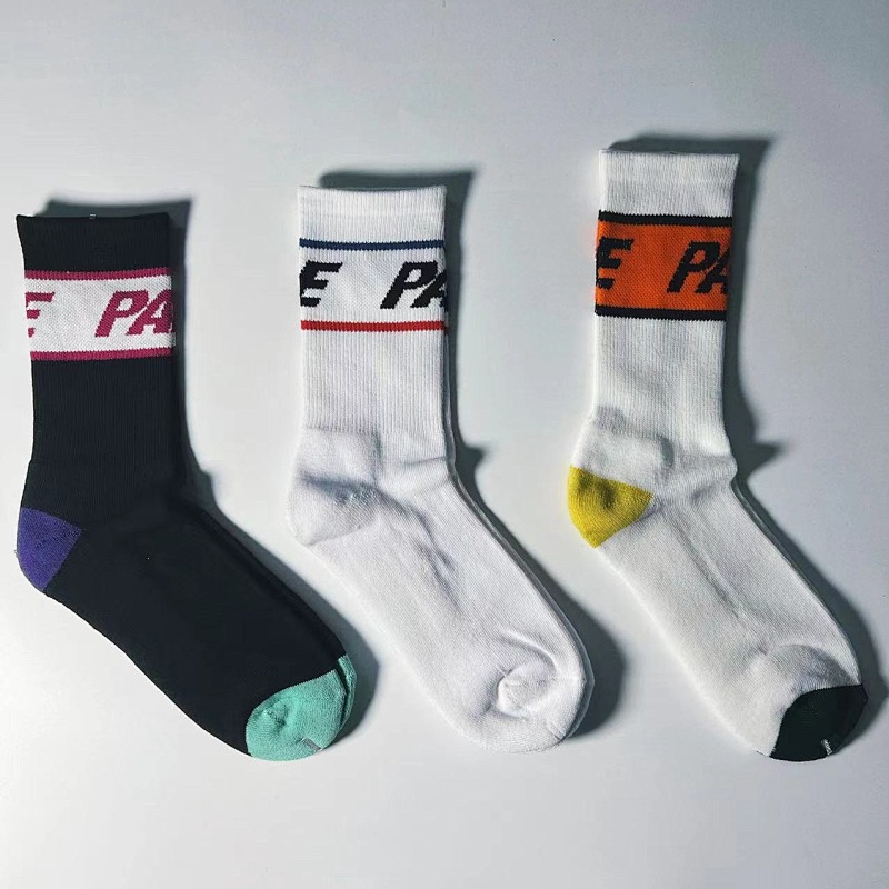 SUPREME SOCKS (28)