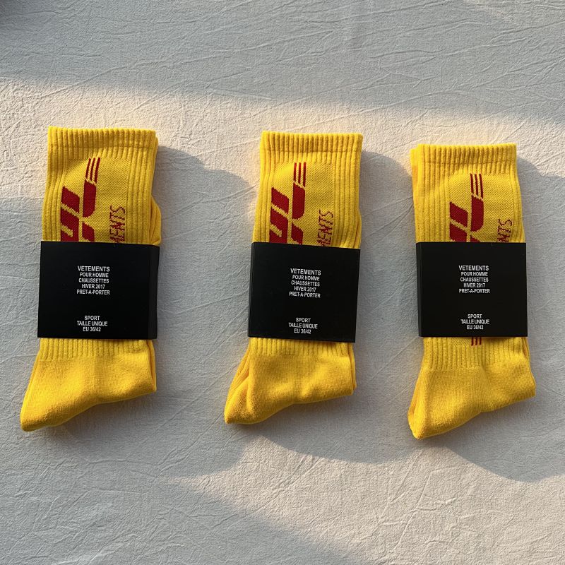 VETEMENTS SOCKS (4)