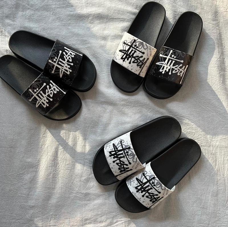 STUSSY SOCKS (5)