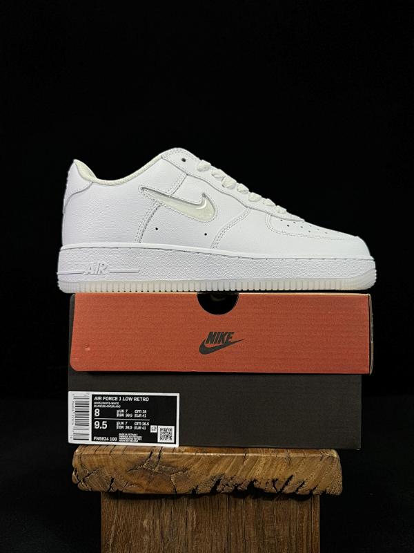 NIKE AIR FORCE 1 (94)