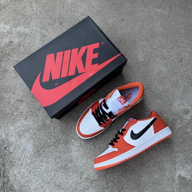 NIKE JORDAN 1 (152)