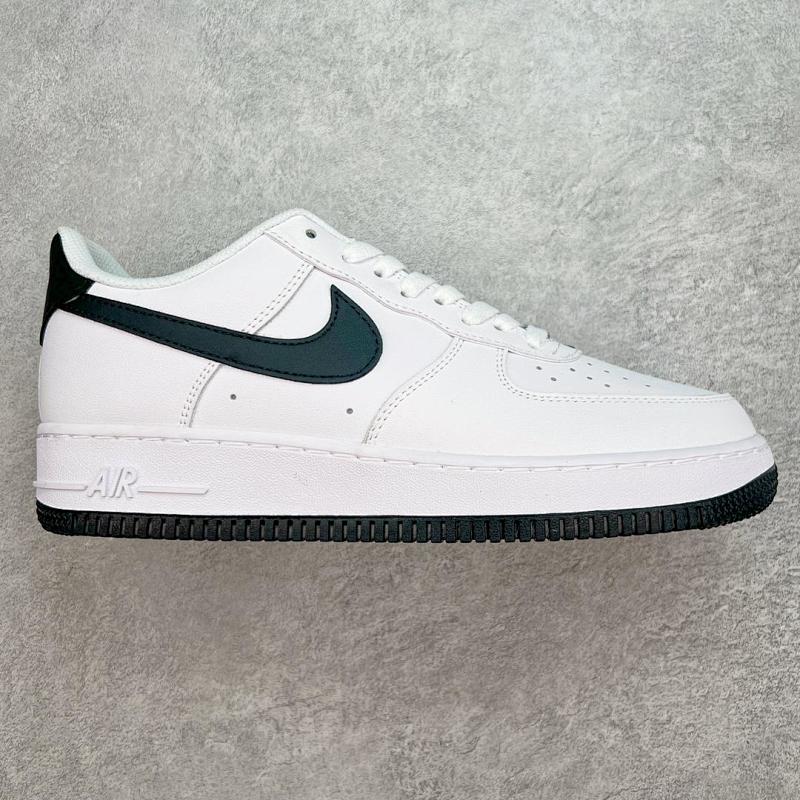 NIKE AIR FORCE 1 (81)