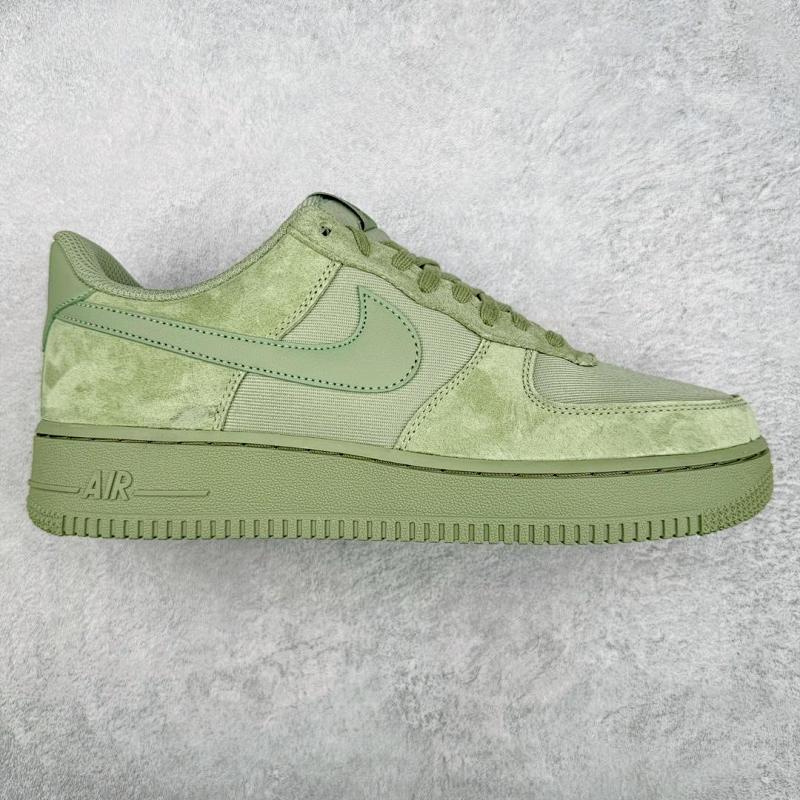 NIKE AIR FORCE 1 (139)
