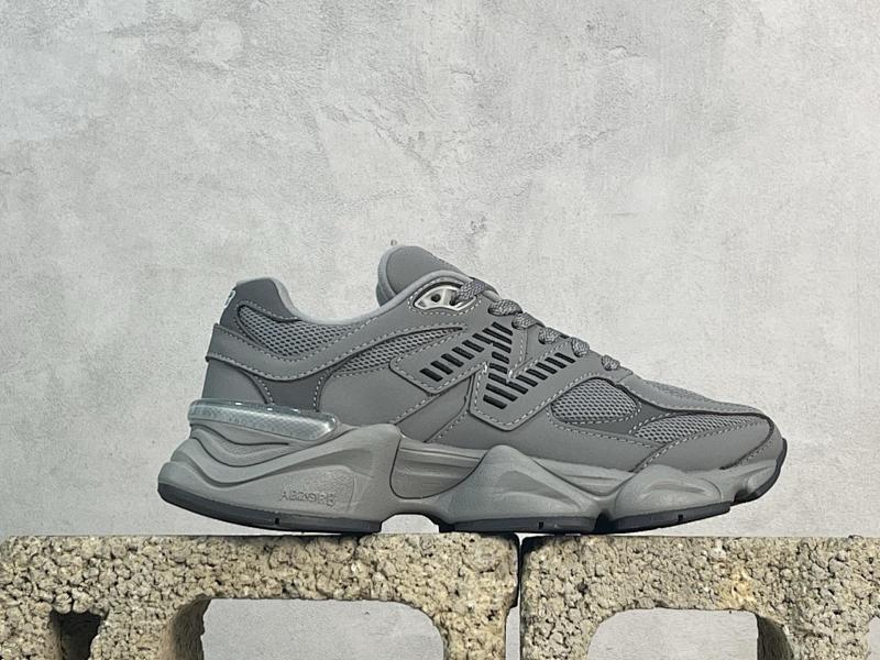 NEW BALANCE 9060 (42)