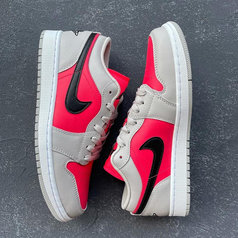 NIKE JORDAN 1 (540)